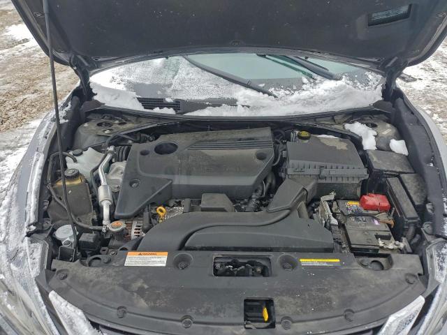 Nissan Altima 2.5 Image 10